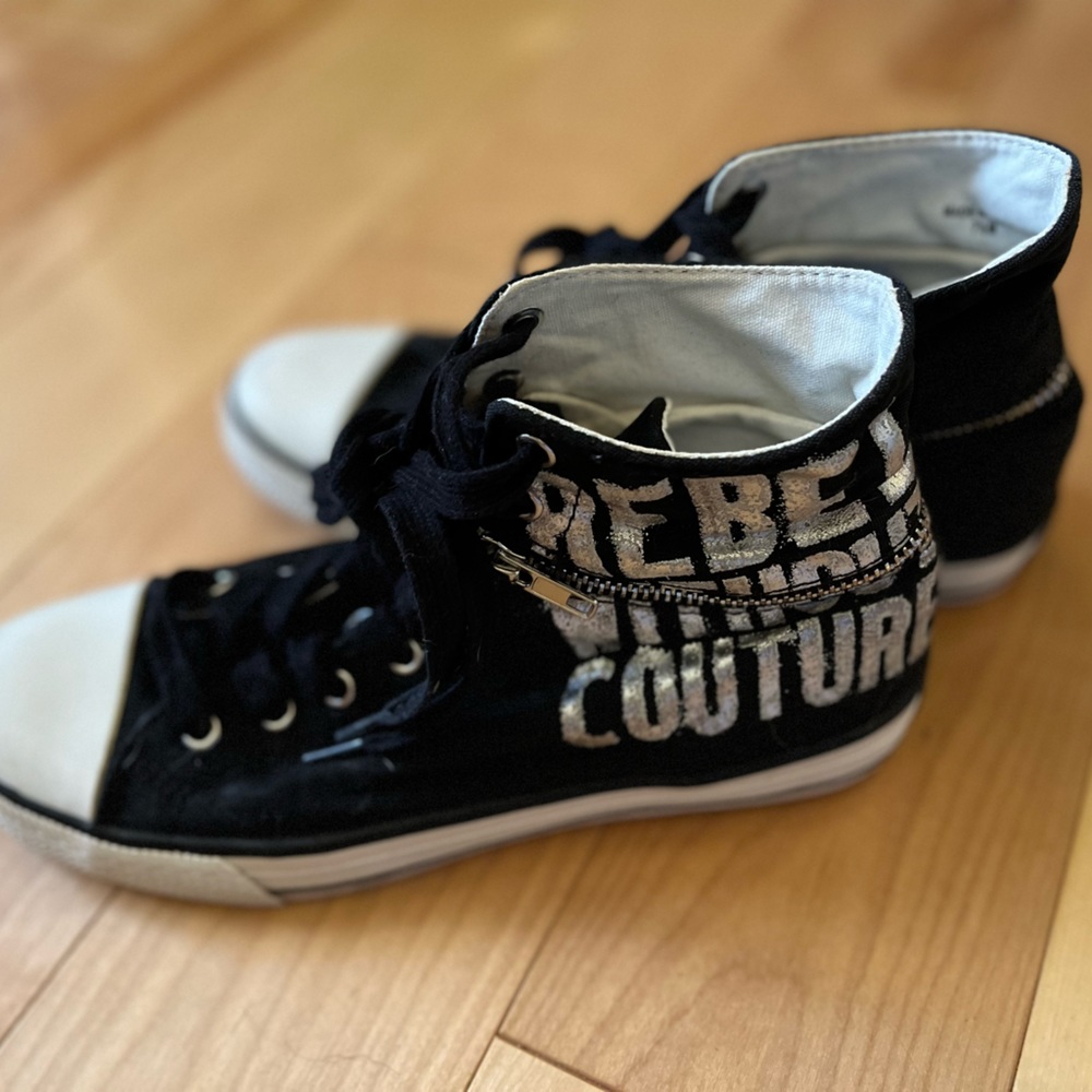 High top convertible Juicy sneakers